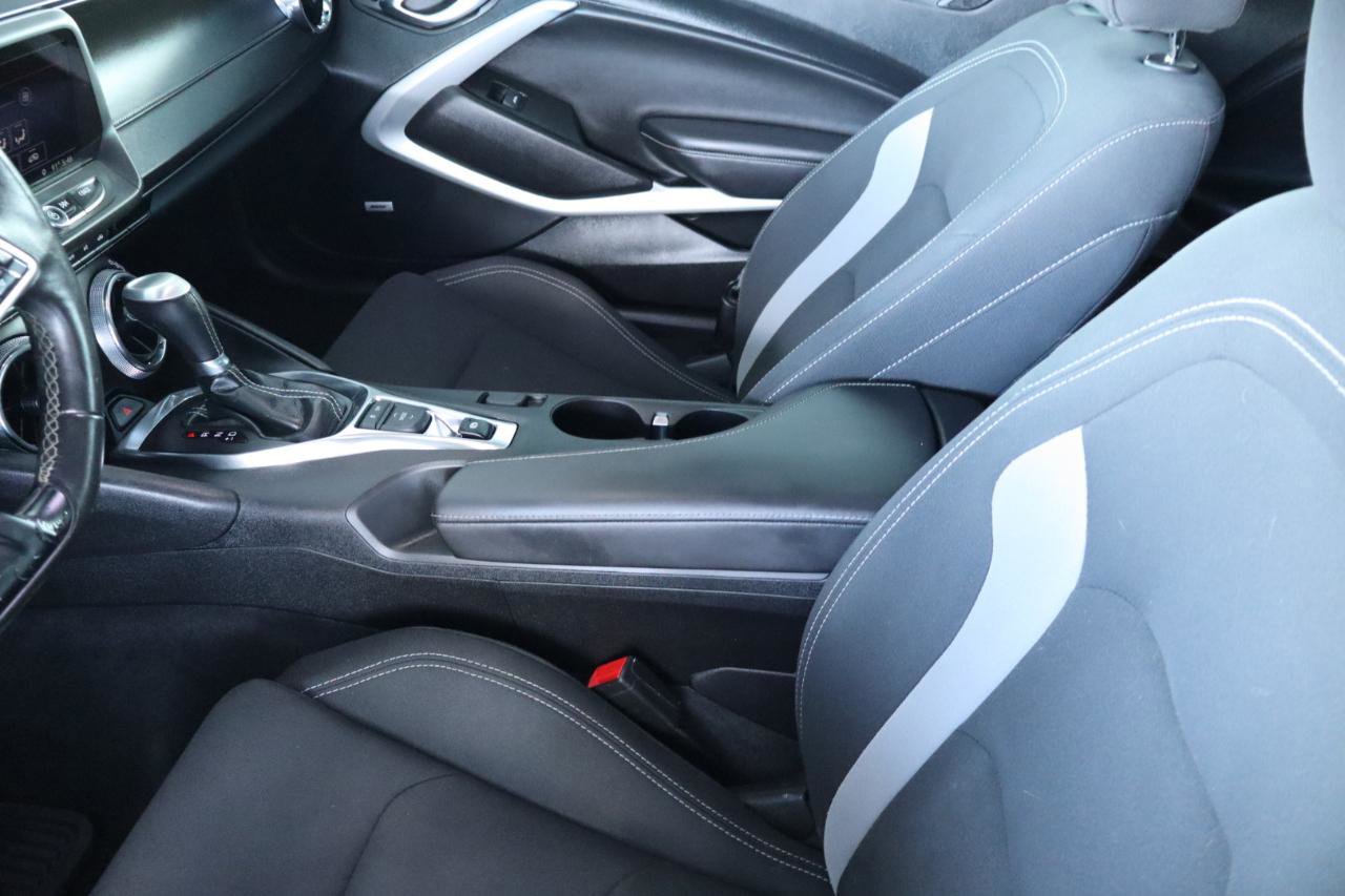 Used 2019 Chevrolet Camaro LT w/ Technology Package RWD image 17