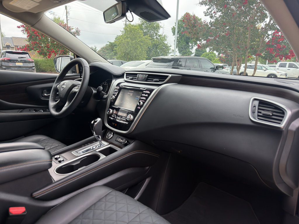 Certified 2024 Nissan Murano Platinum w/ Cargo Package FWD image 20