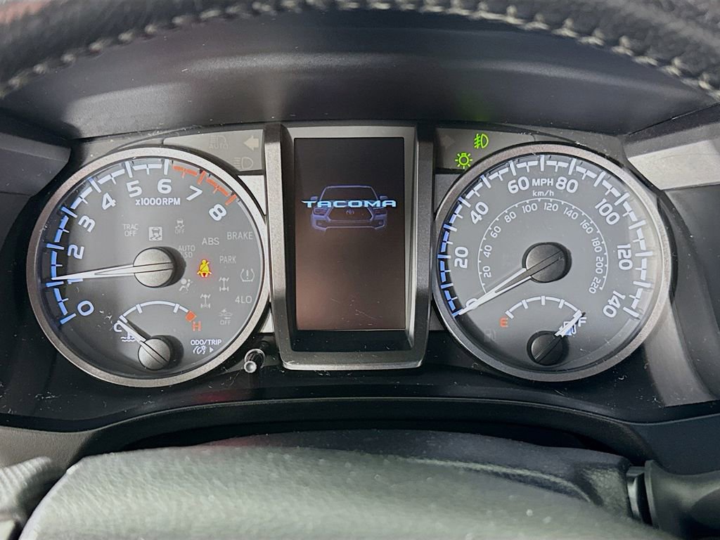 Certified 2021 Toyota Tacoma TRD Off-Road image 14