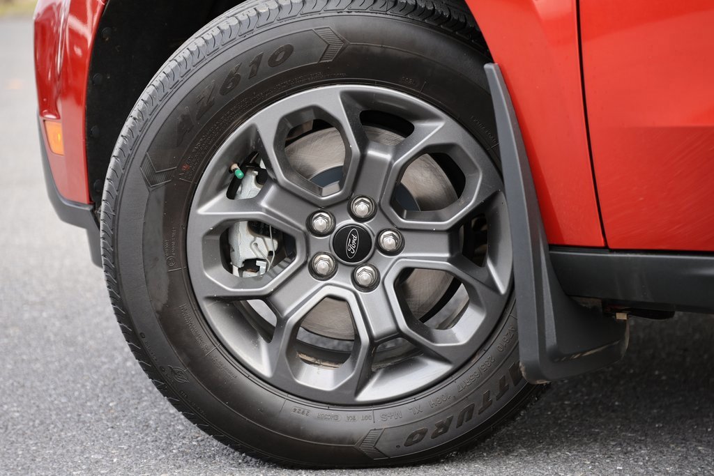 Used 2022 Ford Maverick XLT w/ Equipment Group 300A Standard image 8