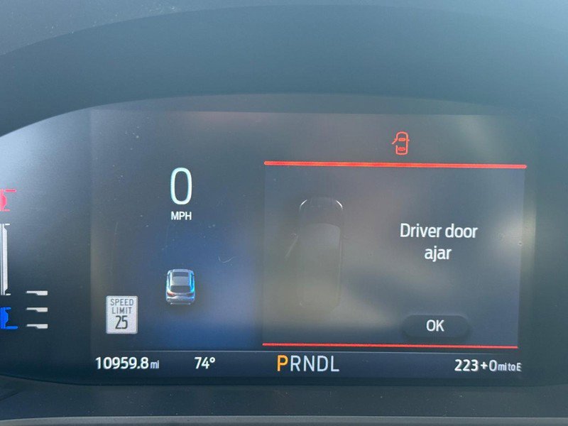 Used 2024 Ford Escape SE image 20