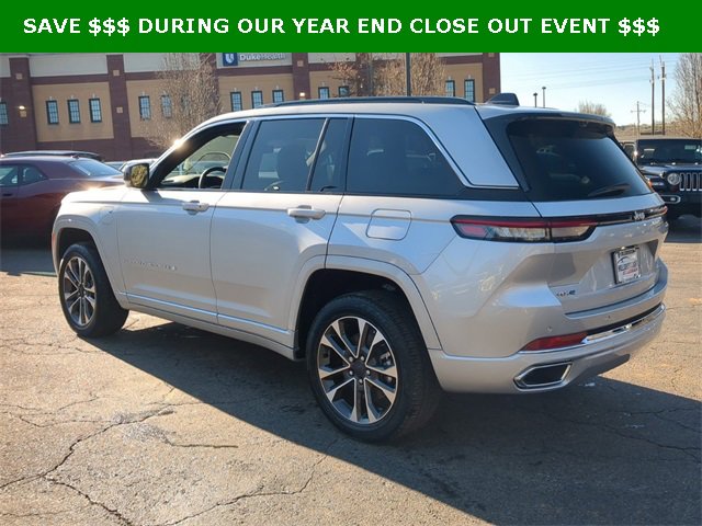New 2024 Jeep Grand Cherokee Overland w/ Advanced Protech Group III image 5