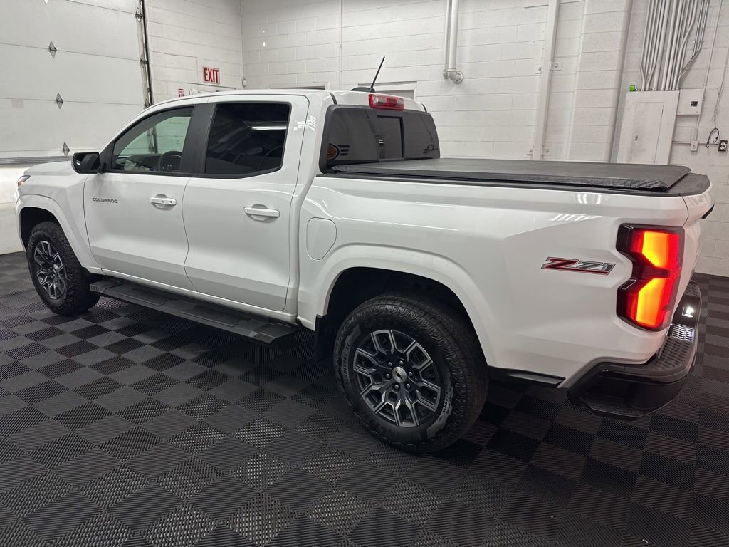 Used 2024 Chevrolet Colorado Z71 w/ Advanced Trailering Package image 6