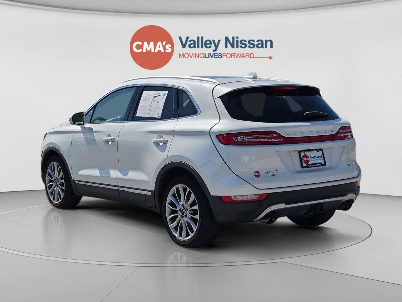 Used 2017 Lincoln MKC Reserve FWD image 3