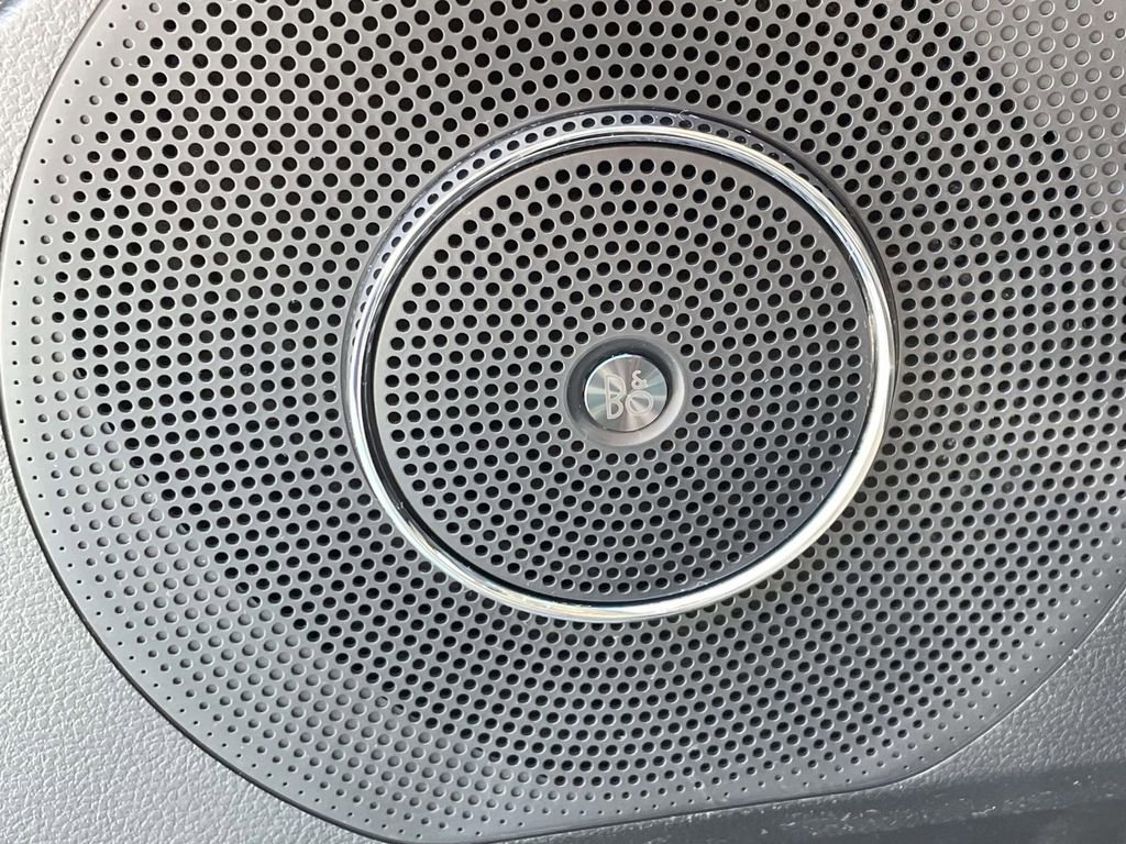 Used 2024 Ford Expedition Limited AWD/4WD image 19