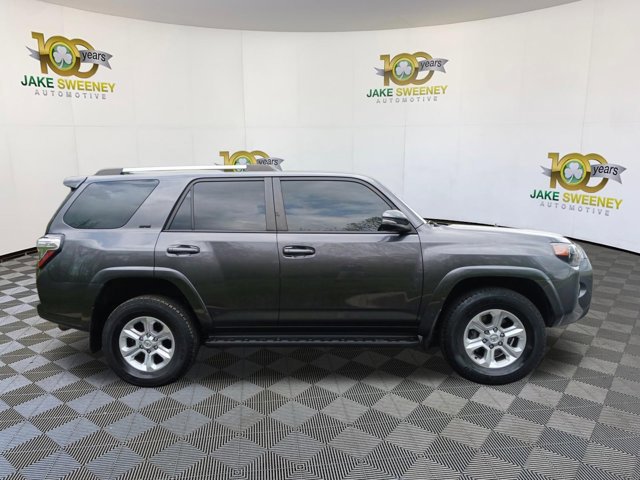 Used 2022 Toyota 4Runner SR5 Premium w/ Moonroof Package AWD/4WD image 11