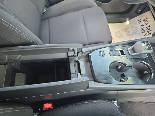 Used 2023 Nissan Rogue S FWD image 18