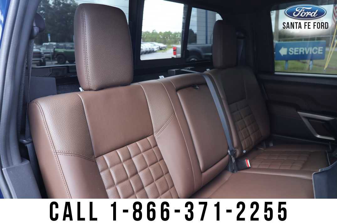 Used 2024 Nissan Titan Platinum Reserve w/ Moonroof Package RWD image 32