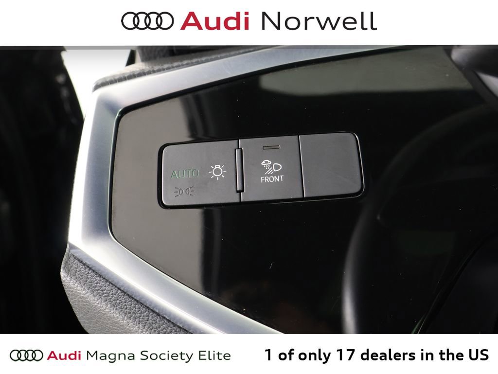 Used 2024 Audi Q3 2.0T Premium Plus image 27