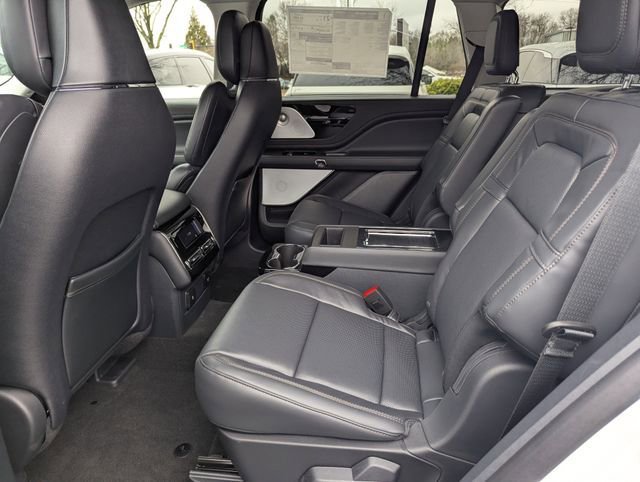 New 2025 Lincoln Aviator Reserve w/ Luxury Package image 10