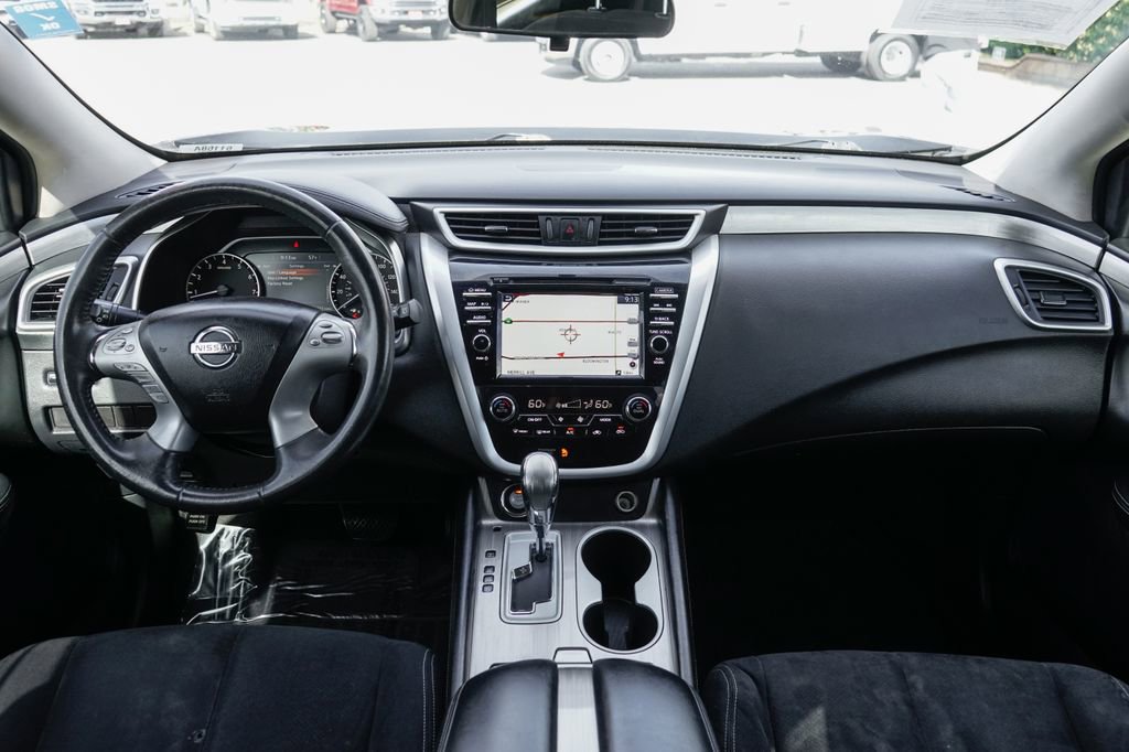 Used 2017 Nissan Murano SV FWD image 24