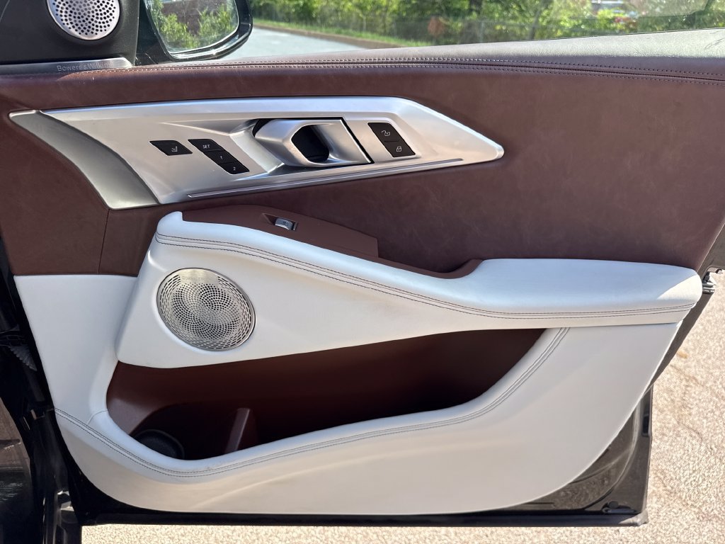 Used 2023 BMW XM AWD/4WD image 30