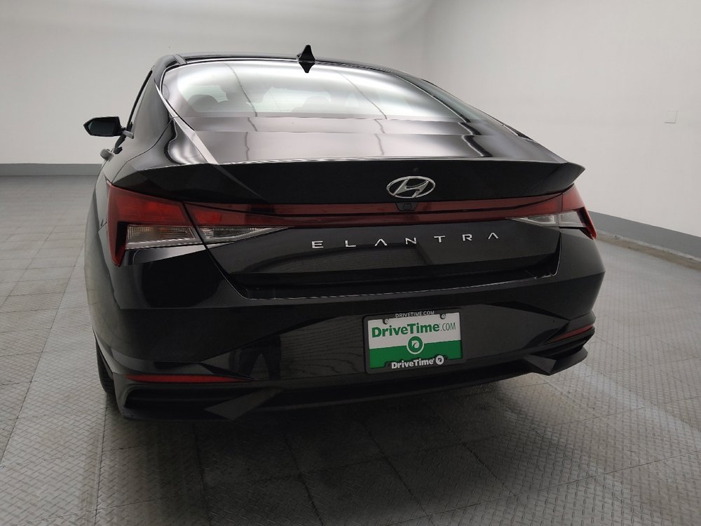Used 2022 Hyundai Elantra SEL image 6