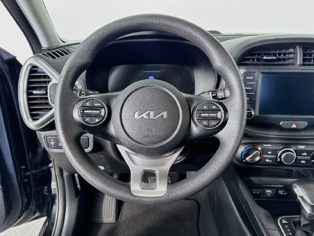 Used 2024 Kia Soul LX w/ Option Group 015 FWD image 12