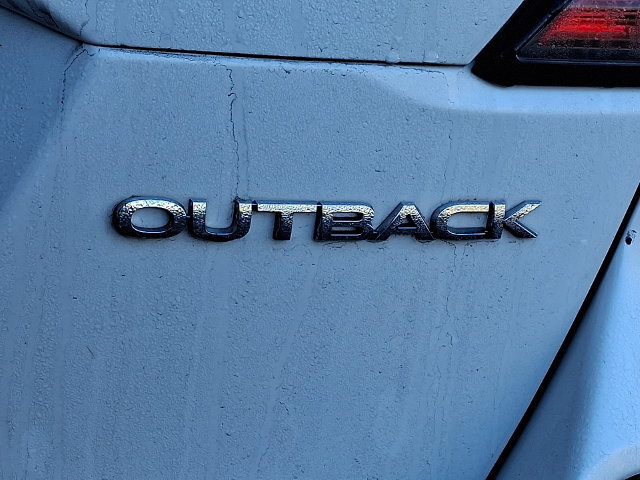 Used 2022 Subaru Outback Premium AWD/4WD image 10
