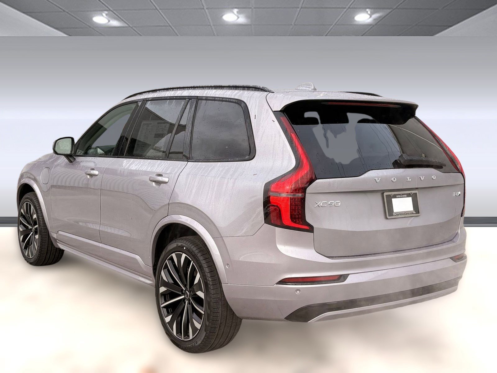 New 2026 Volvo XC90 T8 Ultra w/ Protection Package image 3