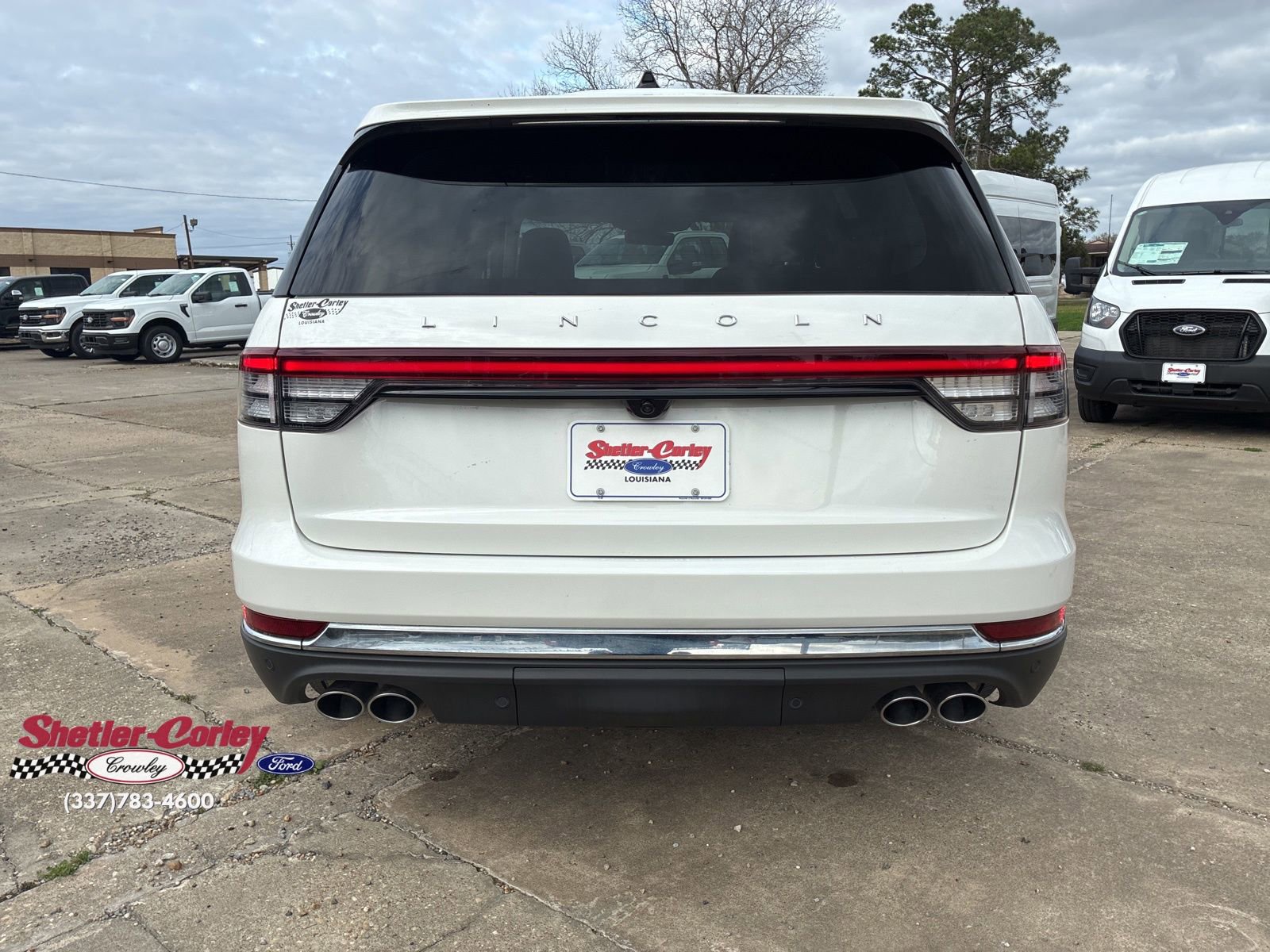 Used 2025 Lincoln Aviator 2WD image 9