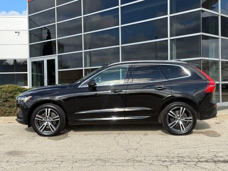 Used 2018 Volvo XC60 T6 Momentum w/ Convenience Package AWD/4WD image 6