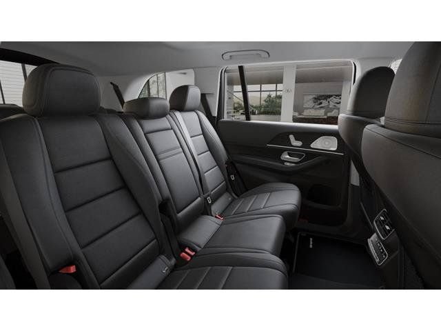 New 2026 Mercedes-Benz GLS 450 4MATIC image 5