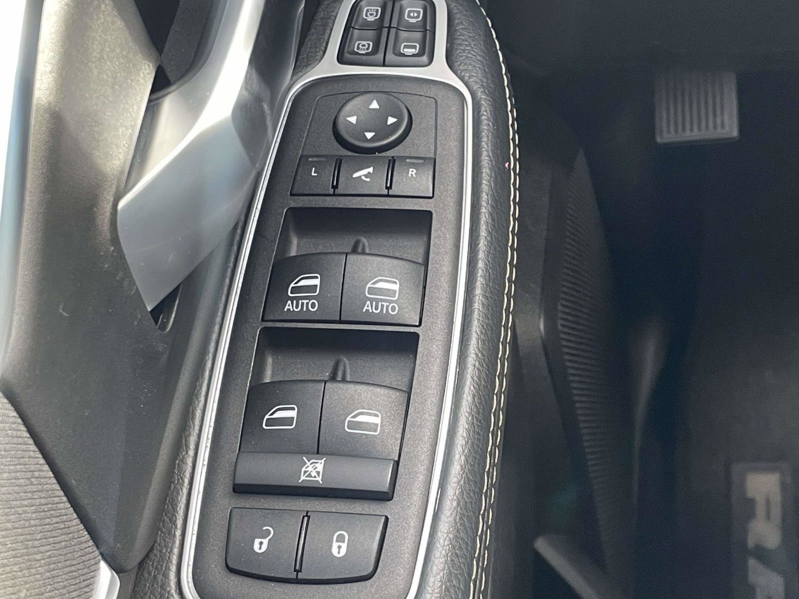 Used 2024 RAM 2500 Big Horn w/ Bed Utility Group image 35