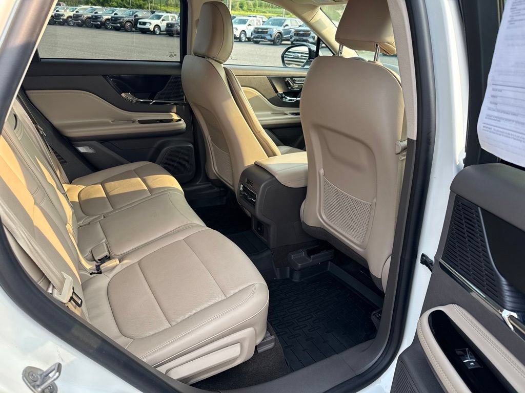 Used 2022 Lincoln Corsair Reserve w/ Elements Package AWD/4WD image 19