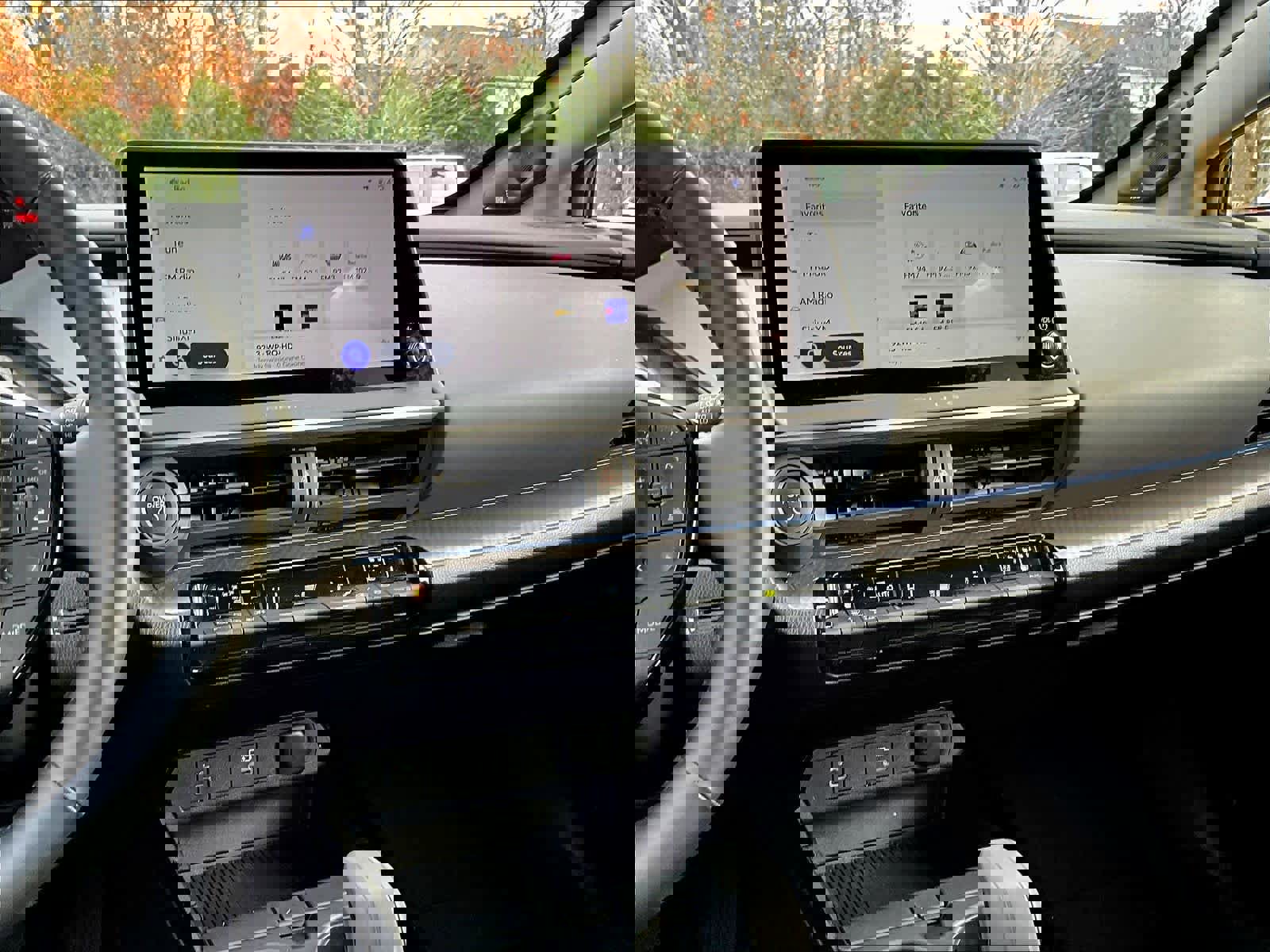 Used 2024 Toyota Prius Limited image 18