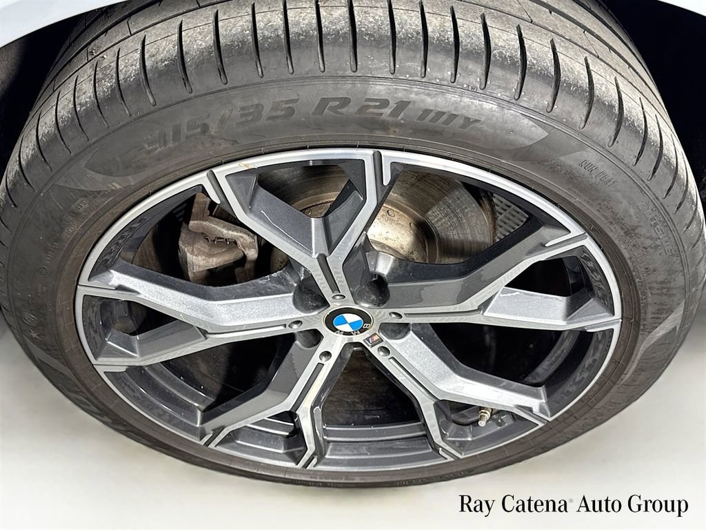Used 2024 BMW X5 xDrive40i w/ Executive Package image 33