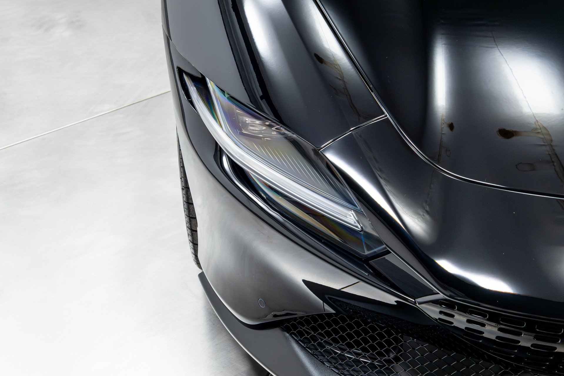 Used 2022 Ferrari Roma RWD image 52