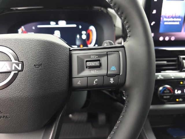 New 2026 Nissan Pathfinder SL w/ SL Premium Package FWD image 26