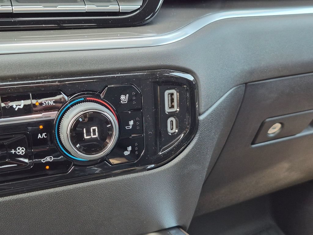New 2026 Chevrolet Silverado 2500 High Country w/ High Country Premium Package AWD/4WD image 20