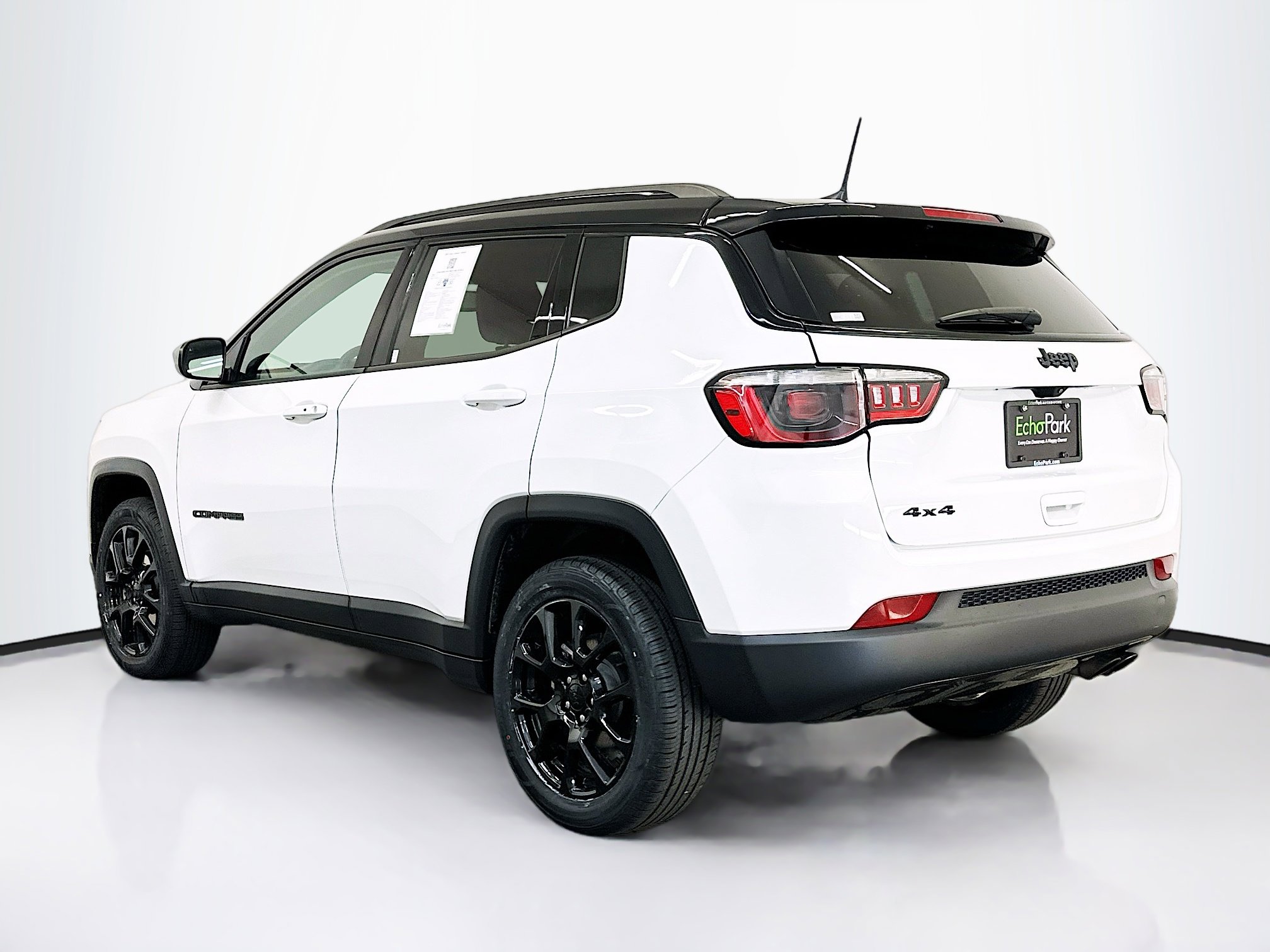 Used 2022 Jeep Compass Altitude image 5