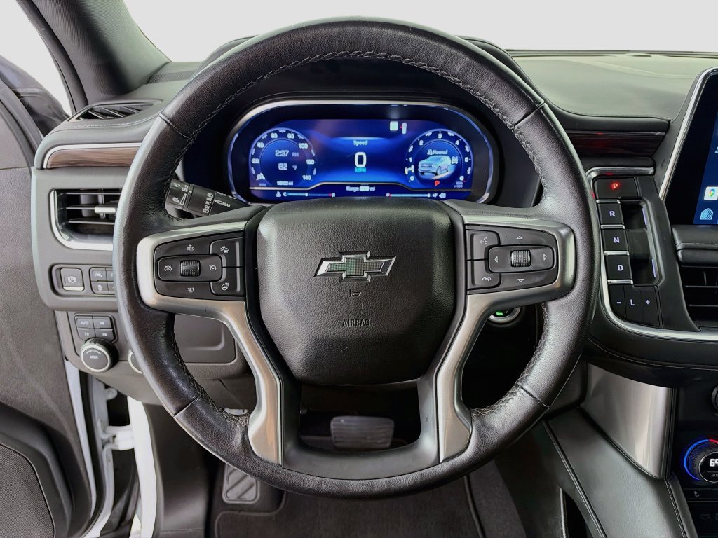Used 2022 Chevrolet Tahoe Z71 w/ Luxury Package AWD/4WD image 13