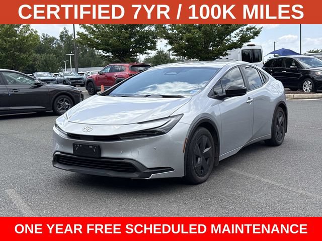 Used 2024 Toyota Prius LE FWD image 5