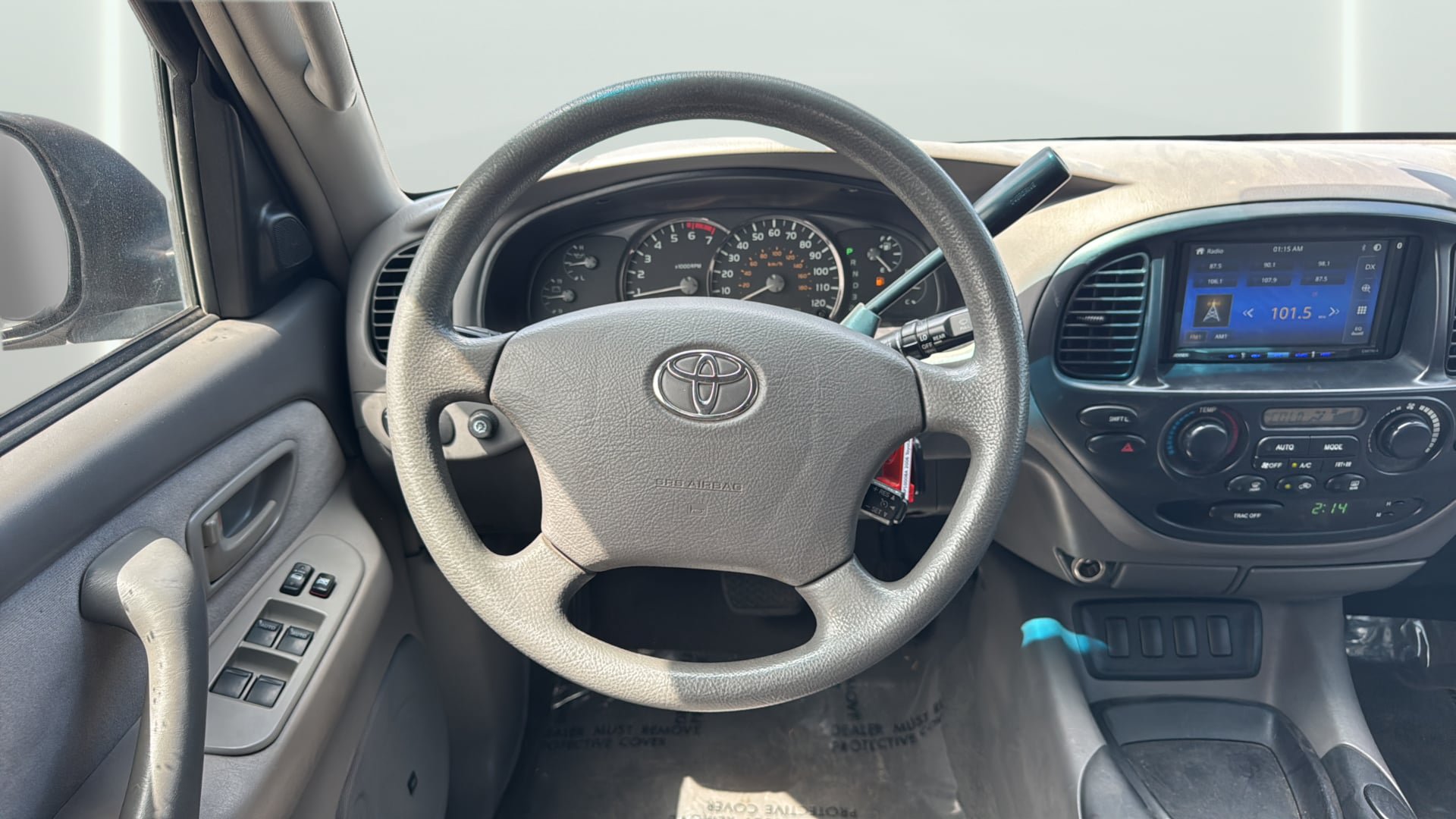 Used 2006 Toyota Sequoia SR5 RWD image 17