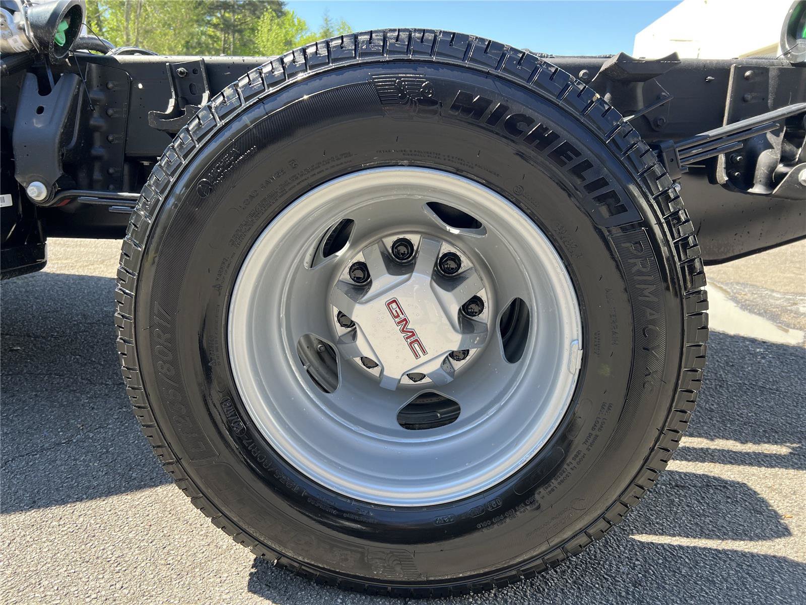 New 2026 GMC Sierra 3500 Pro w/ Convenience Package AWD/4WD image 18
