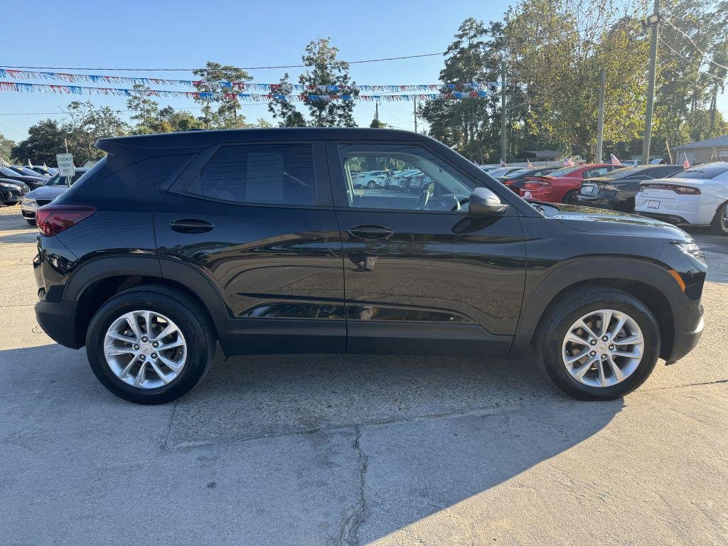 Used 2024 Chevrolet TrailBlazer LS w/ LS Convenience Package image 4