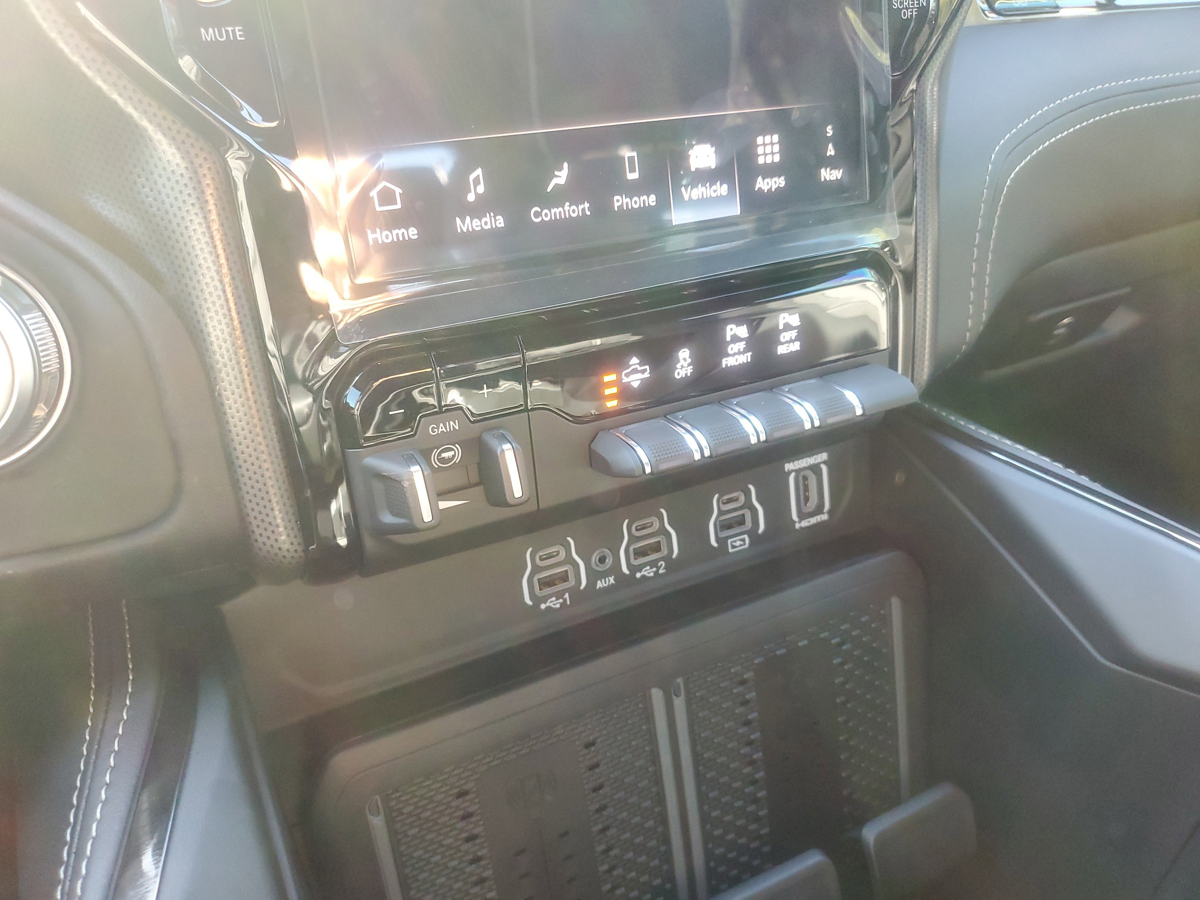 New 2026 RAM 1500 Limited w/ Night Edition image 17