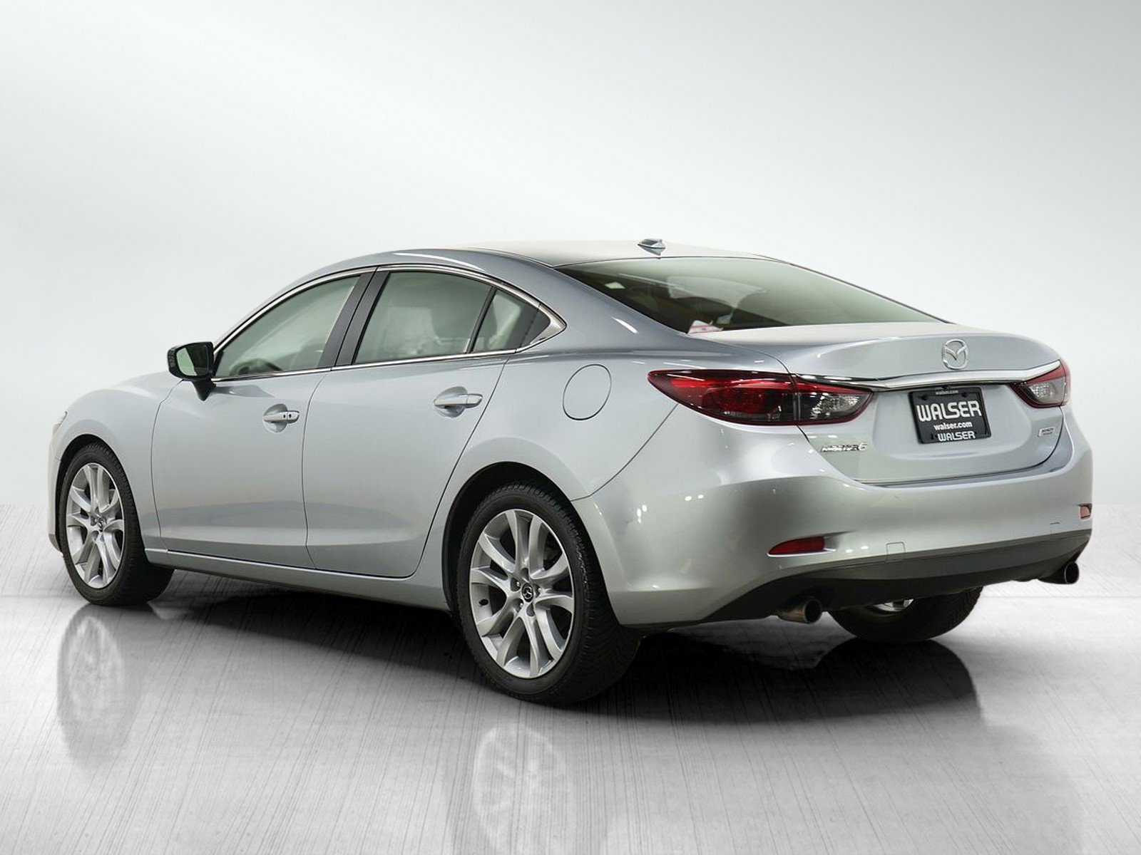 Used 2016 MAZDA MAZDA6 Touring w/ Touring Technology Package FWD image 3