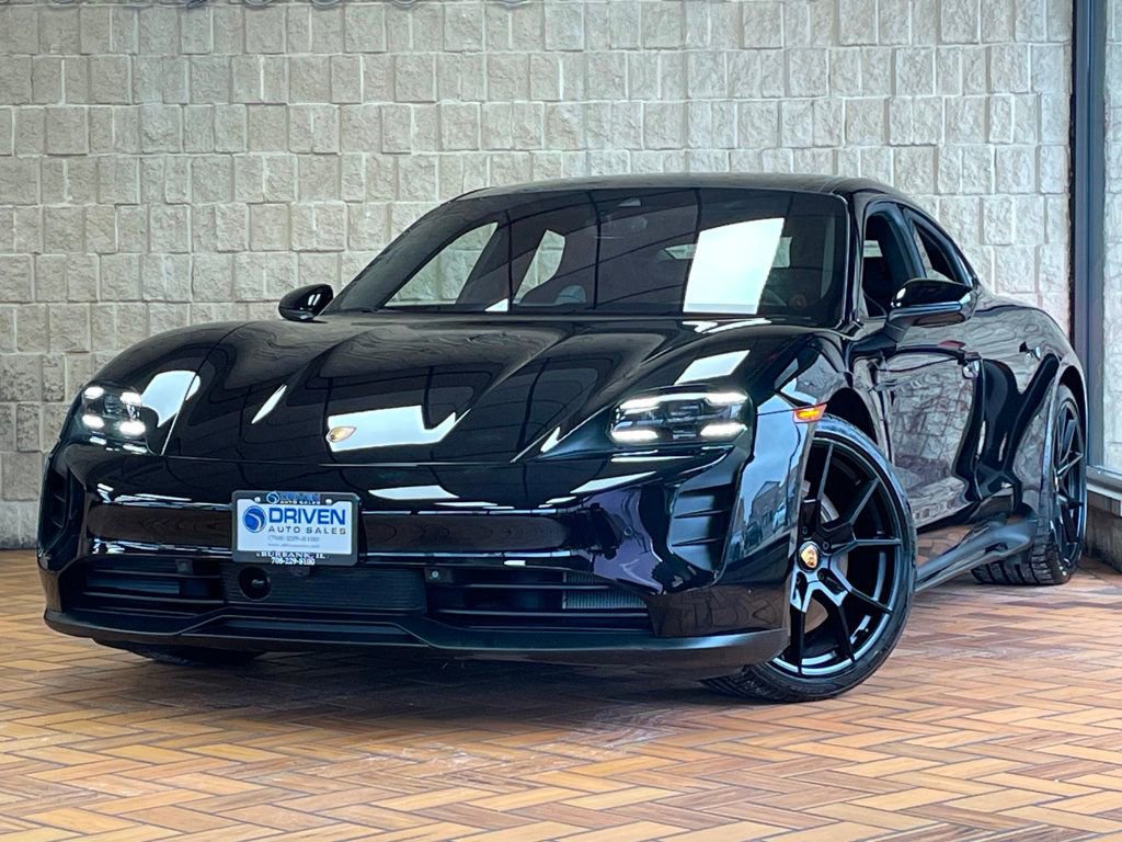 Used 2024 Porsche Taycan GTS image 2