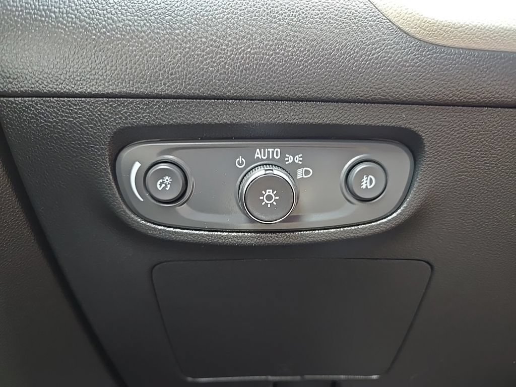 Used 2021 Buick Encore GX Preferred w/ Cold Weather Comfort Package FWD image 20