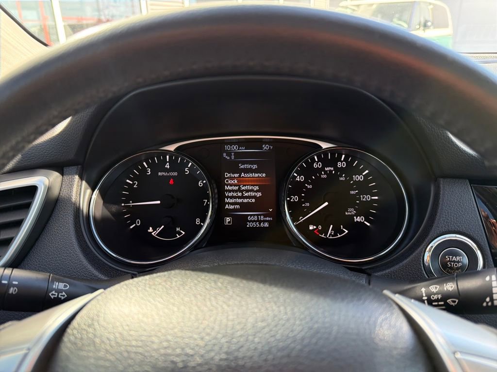 Used 2016 Nissan Rogue SL w/ SL Premium Package image 15