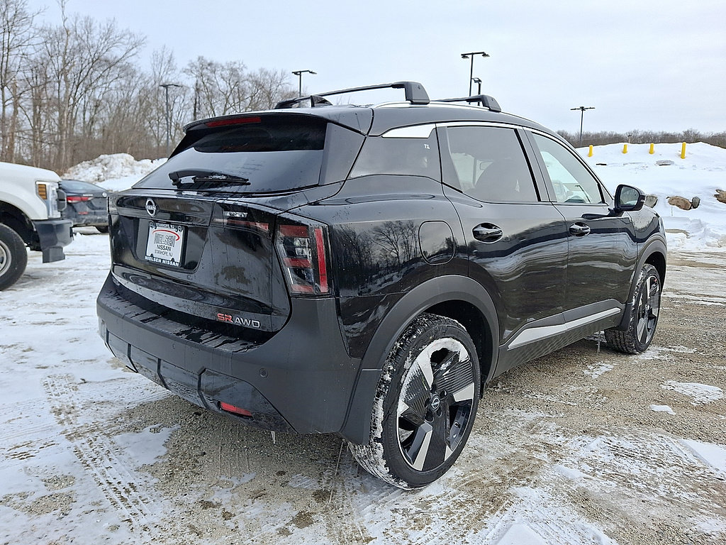 New 2026 Nissan Kicks SR w/ Cold Weather Package AWD/4WD image 4