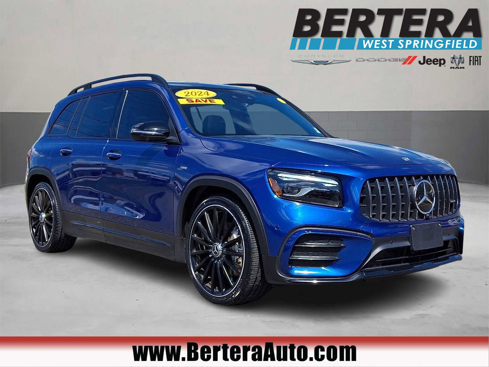 Used 2024 Mercedes-Benz GLB 35 AMG 4MATIC video 1