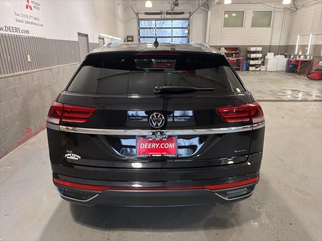 Used 2023 Volkswagen Atlas Cross Sport SE image 4