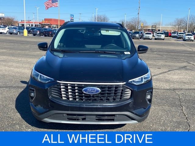 Used 2023 Ford Escape Platinum AWD/4WD video 2