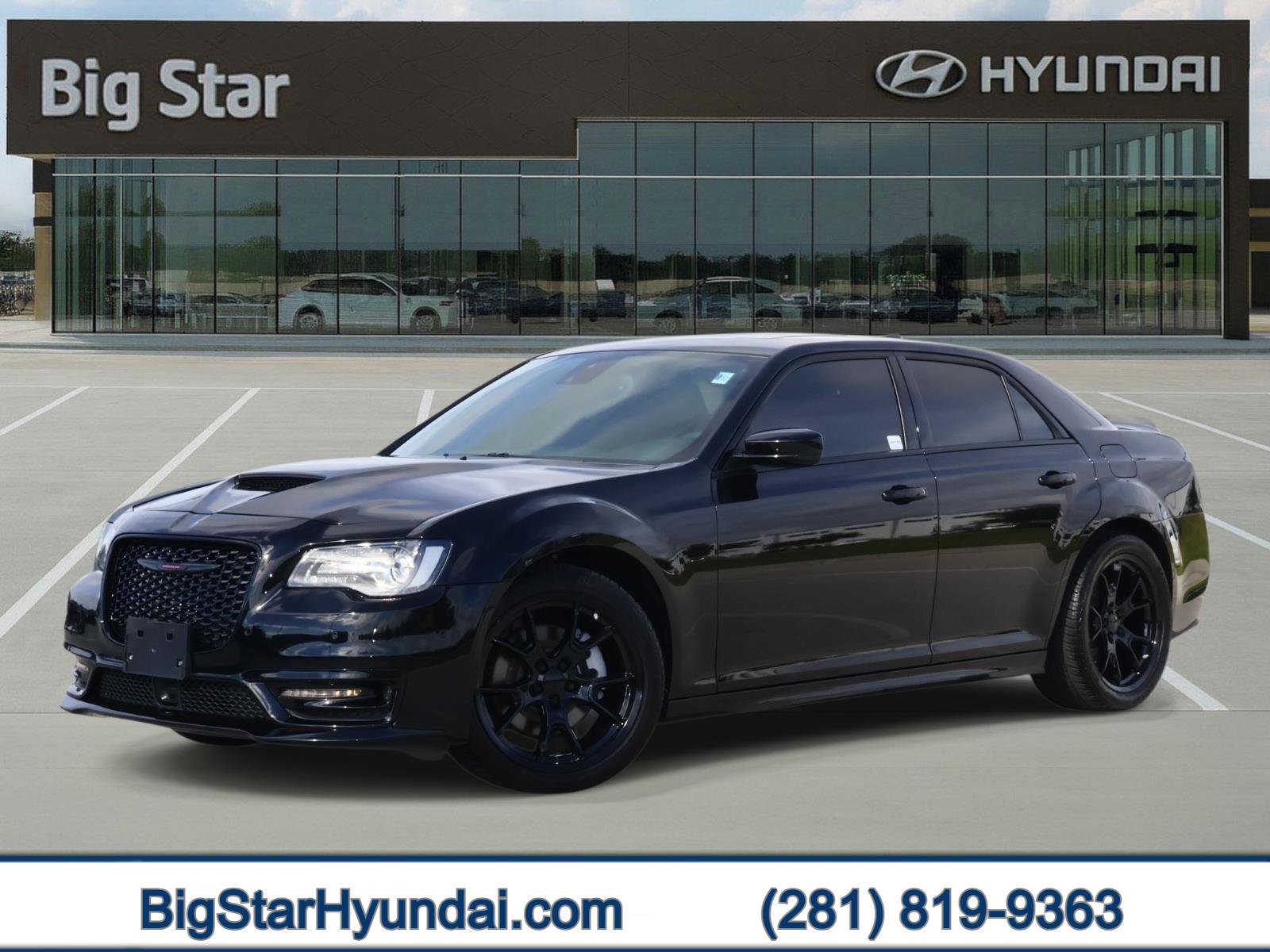 Used 2023 Chrysler 300 S w/ Comfort Group RWD image 1