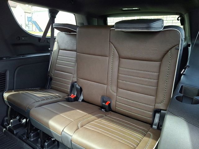 New 2026 GMC Yukon XL Denali Ultimate w/ LPO, Floor Liner Package AWD/4WD image 11