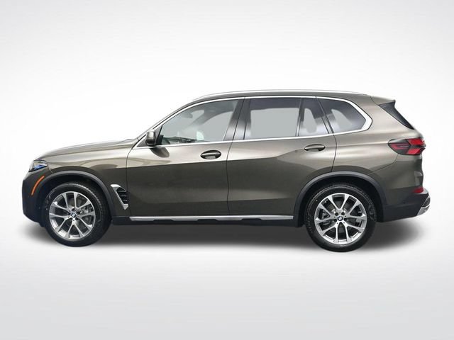 New 2026 BMW X5 xDrive40i w/ Premium Package AWD/4WD image 8