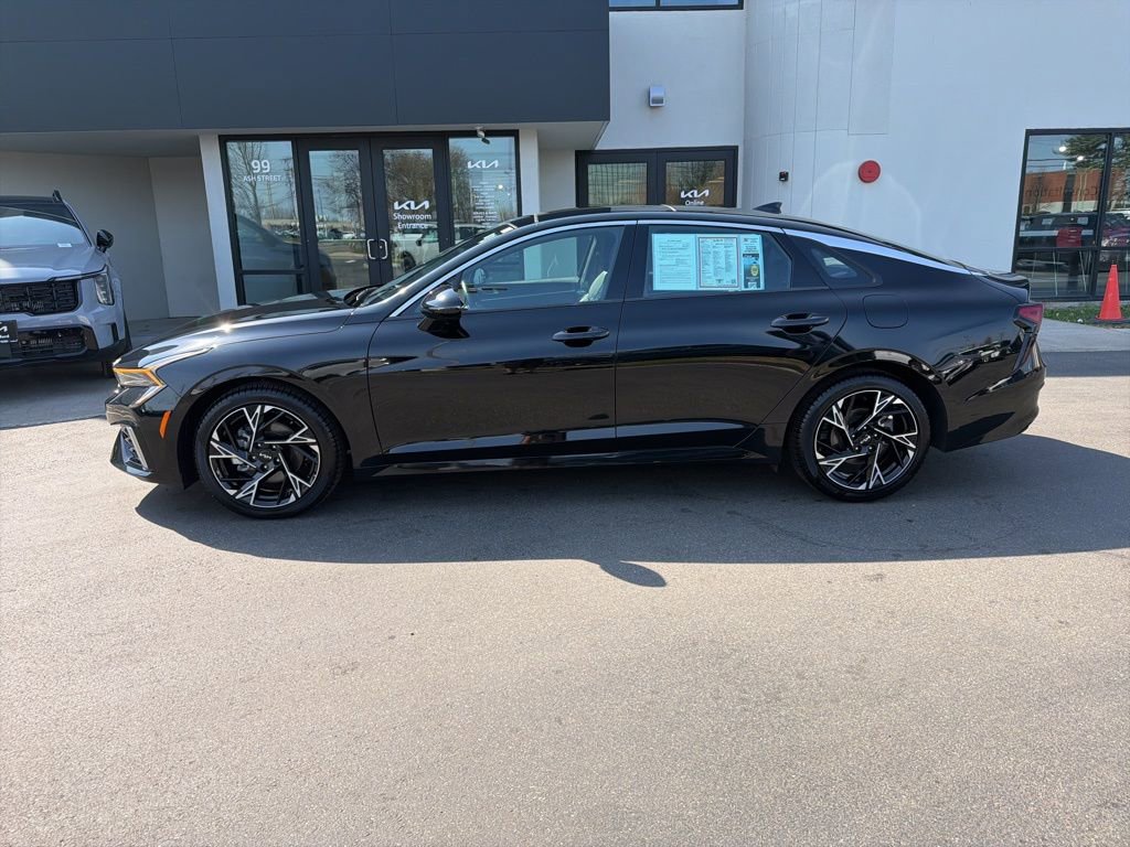 Used 2025 Kia K5 GT-Line w/ GT-Line Premium Package FWD image 2