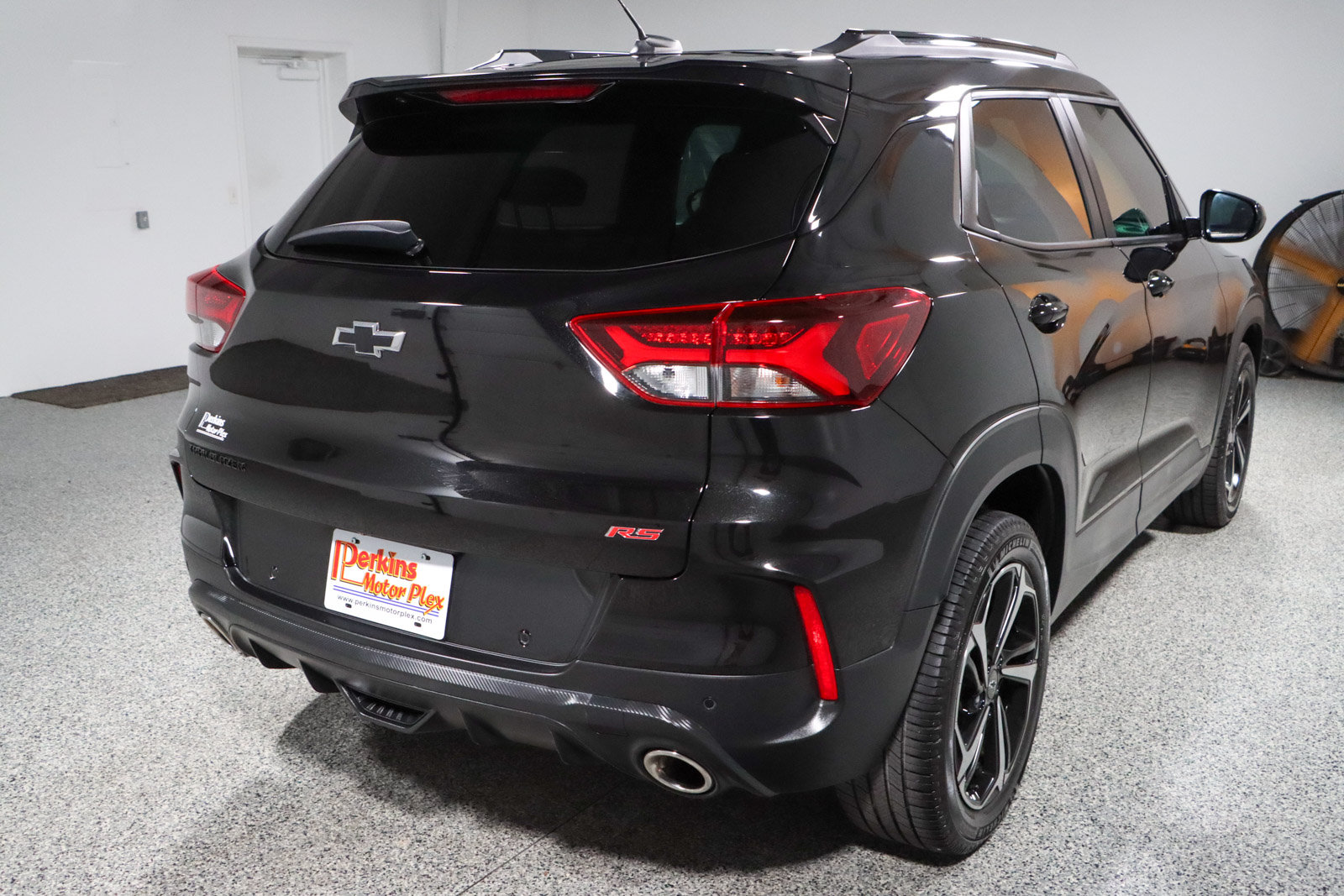 Used 2021 Chevrolet TrailBlazer RS w/ Technology Package FWD image 7